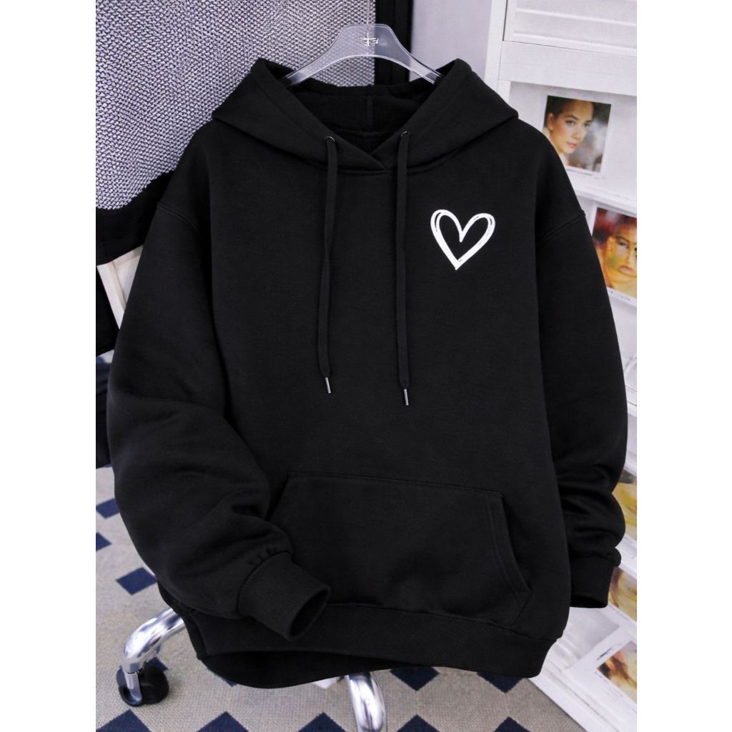 Moletom Canguru Coracao Feminino Flanelado Blusa de Frio Estilo Brooklyn Capuz Bolso Estampado Inverno Coração