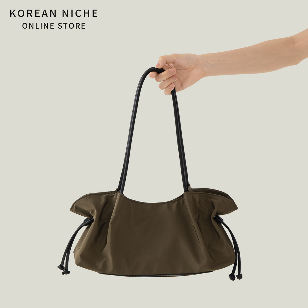 Bolsa de Ombro Feminina de Alta Qualidade, Estilo Coreano, Design Plissado com Cordão, Moda 2026, Nova e Mais Vendida