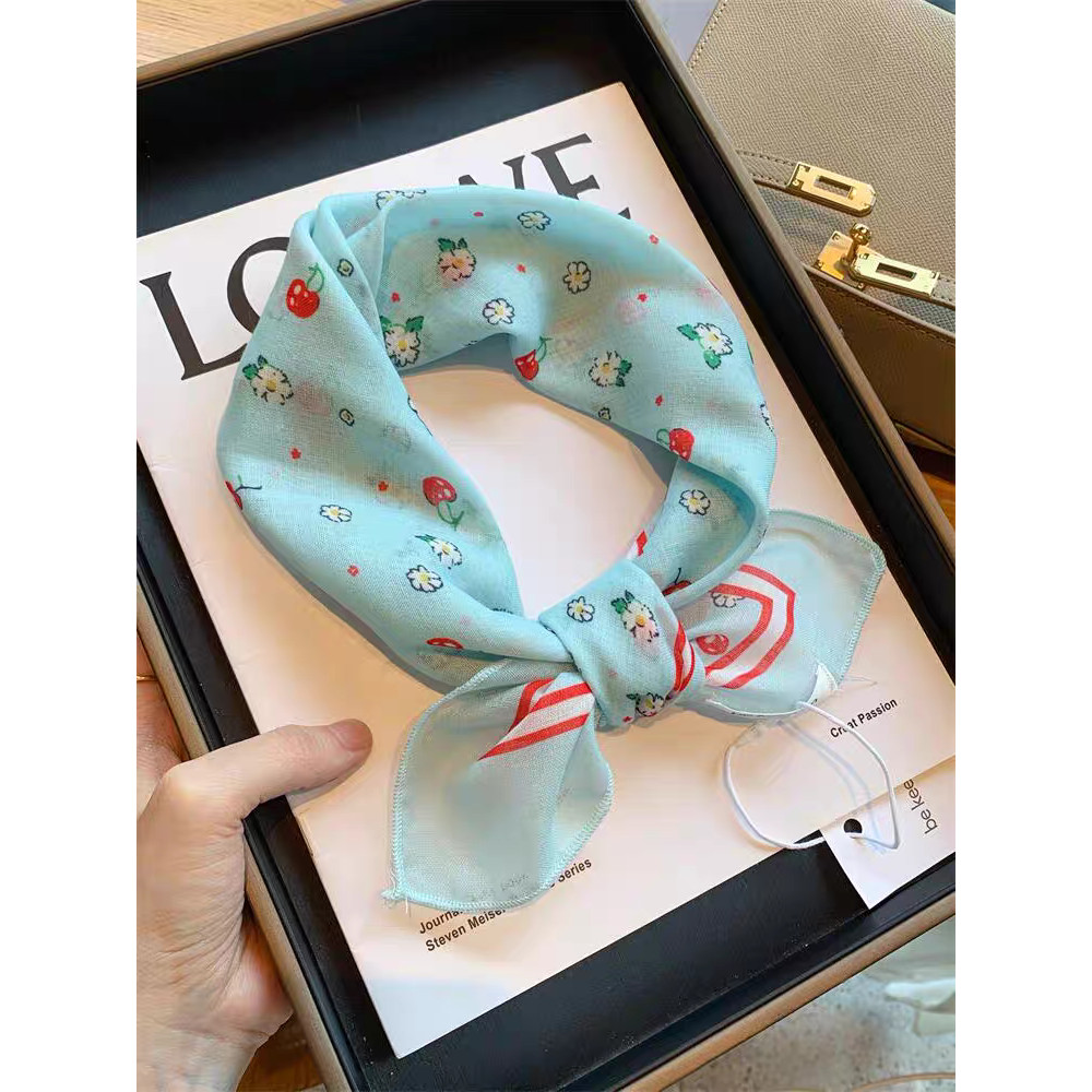 Doce pequena flor de cereja pequeno lenço de seda feminino primavera verão moda All-Match estilo fino respirável pequeno