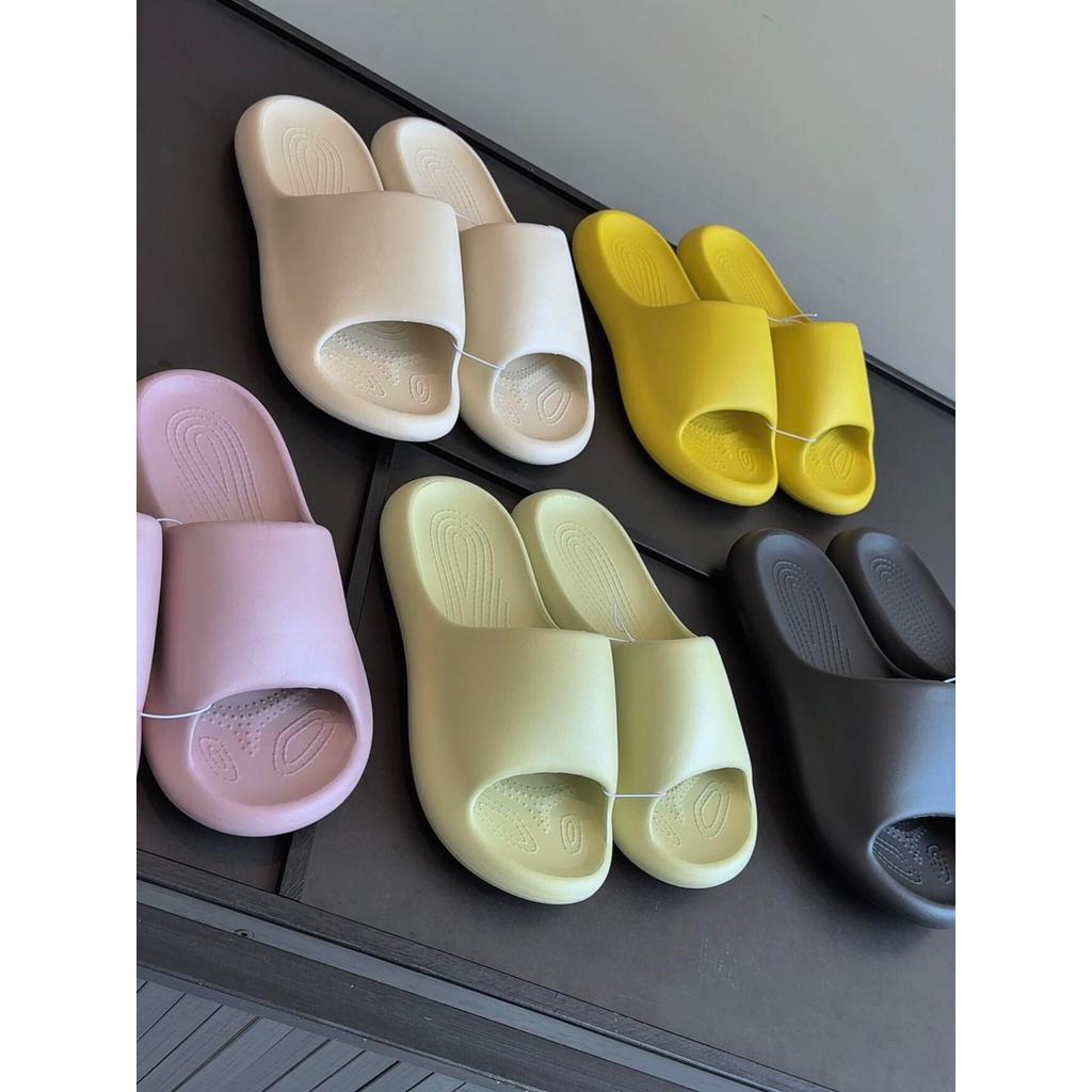 Verão novo estilo antiderrapante sola macia sandálias de praia feminino exterior Wear respirável casal casa banheiro des