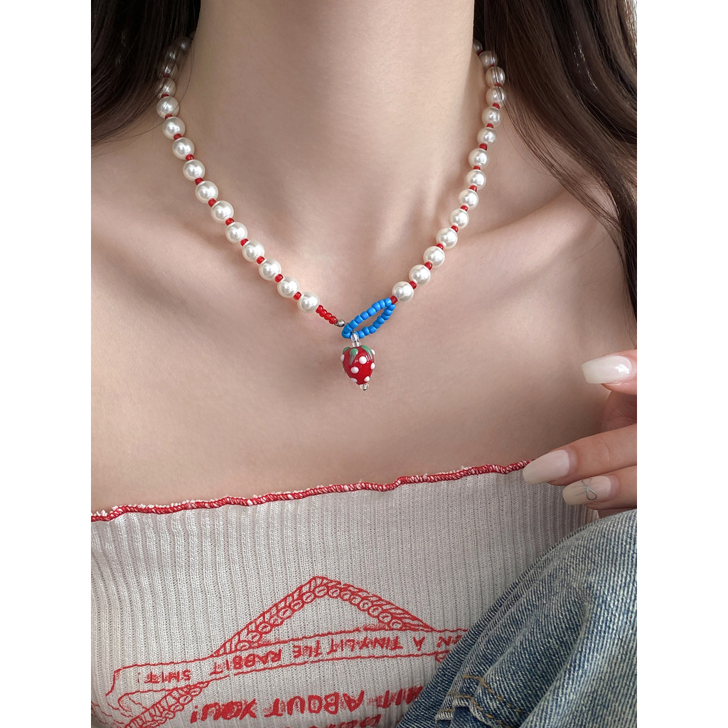 colar aço inoxidável colar Doce legal morango pérola colar feminino 2026 novo estilo colar nicho Design exclusivo garg