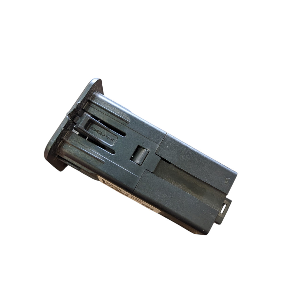 Entrada Usb Traseira Original Fiat Toro 73577924