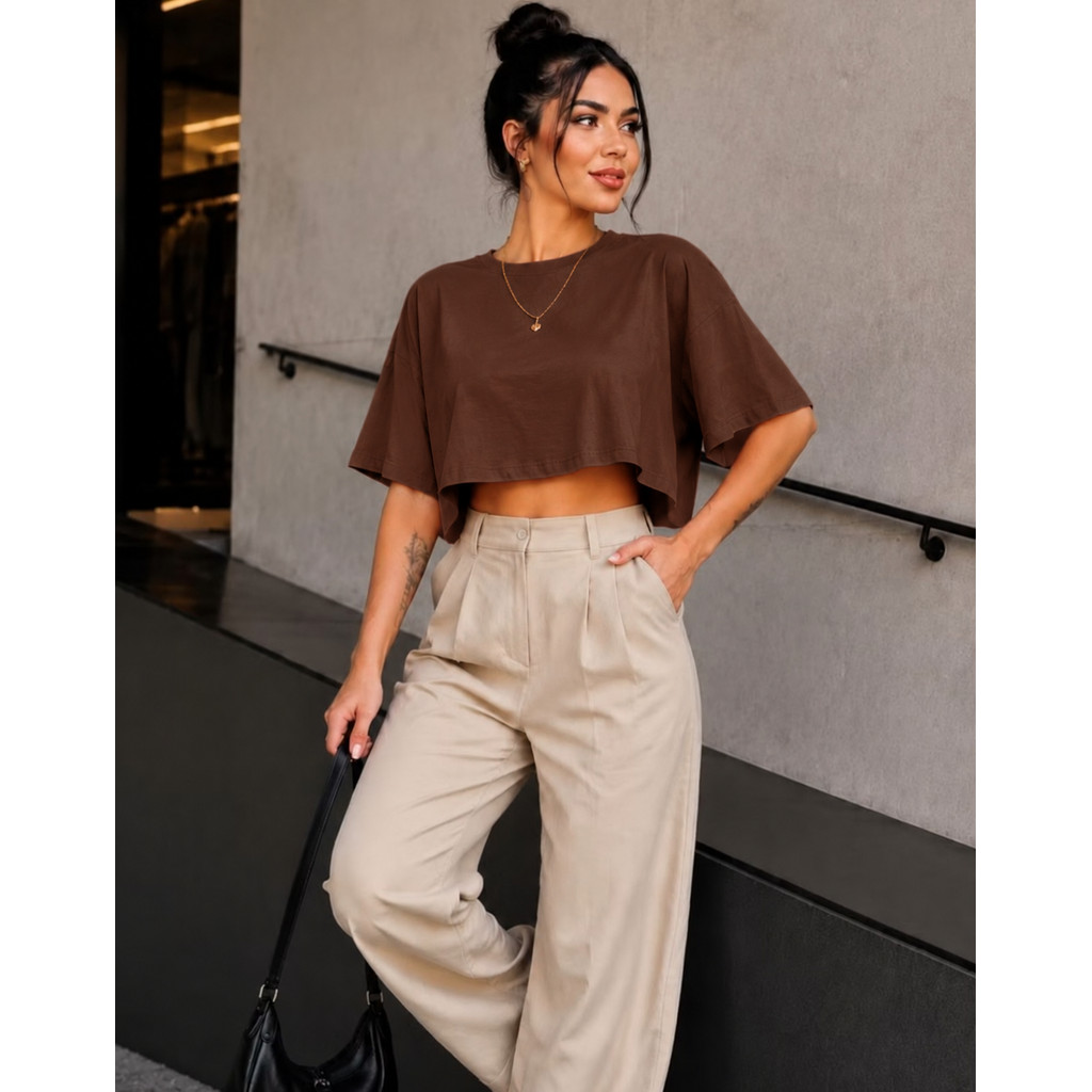 Blusa Cropped Feminina Manga Curta Soltinha Oversized Básica Casual Tecido Leve e Confortável
