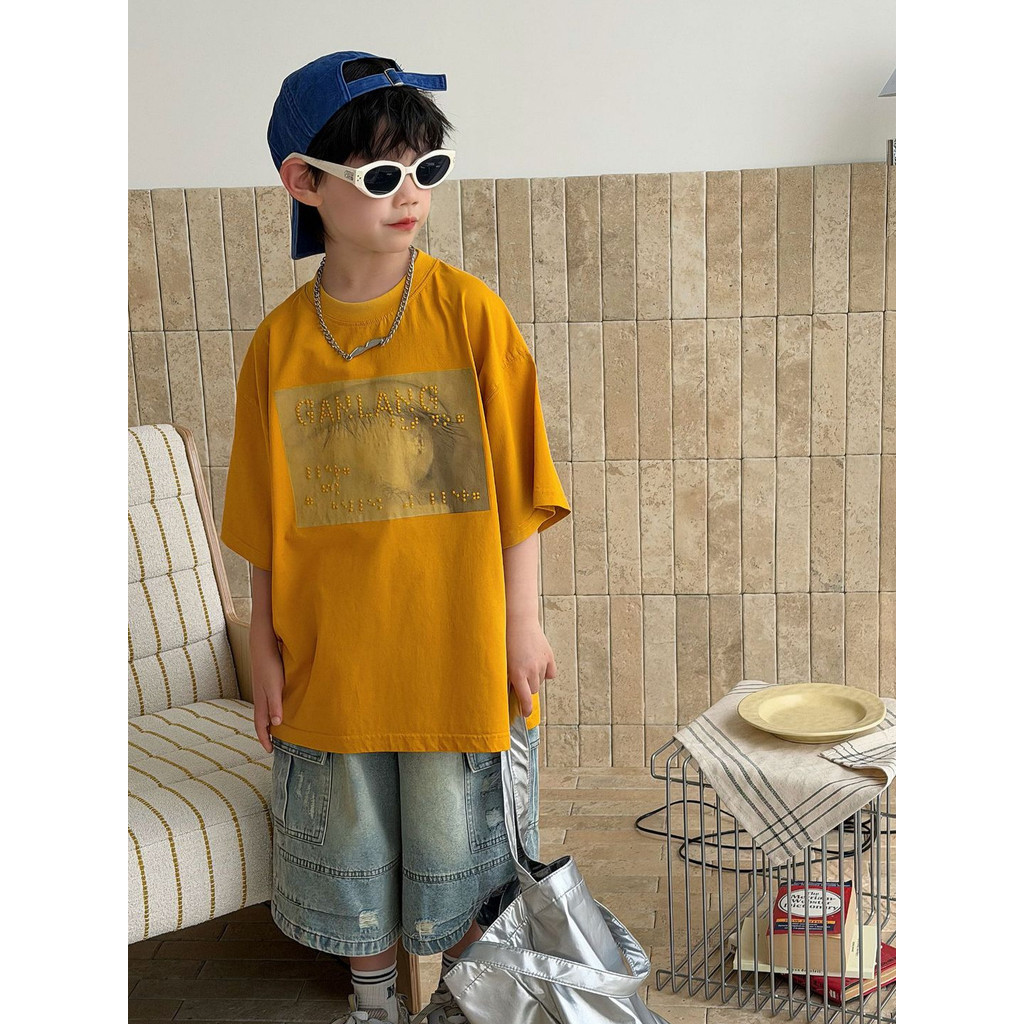 Aparência mãe casa 2026 verão novo estilo versão coreana crianças tridimensional carta puro algodão impresso camiseta me