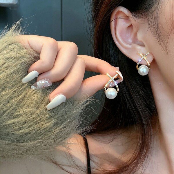 | 【cartelas de brincos feminino】 | kit brinco aço inoxidável ✲Super piscando diamante cruz pérola brincos nicho luz luxo