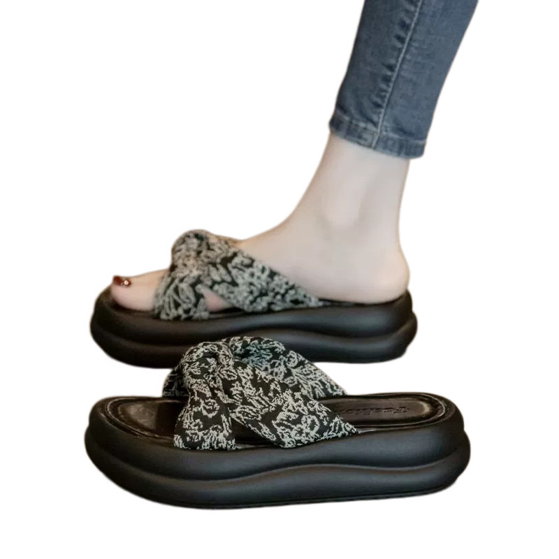 Yierkang estilo nacional chinelos femininos verão novo estilo exterior usar sandálias de praia casuais de sola grossa mo