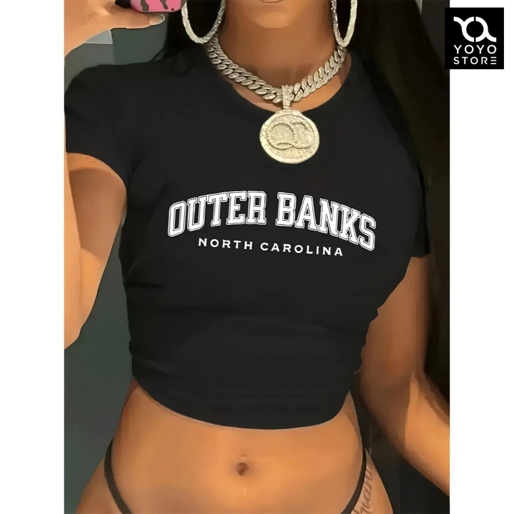 Baby Tee Y2K Feminina- Estampa Outer Banks, Conforto Elástico e Versátil para Primavera/Verão/Outono