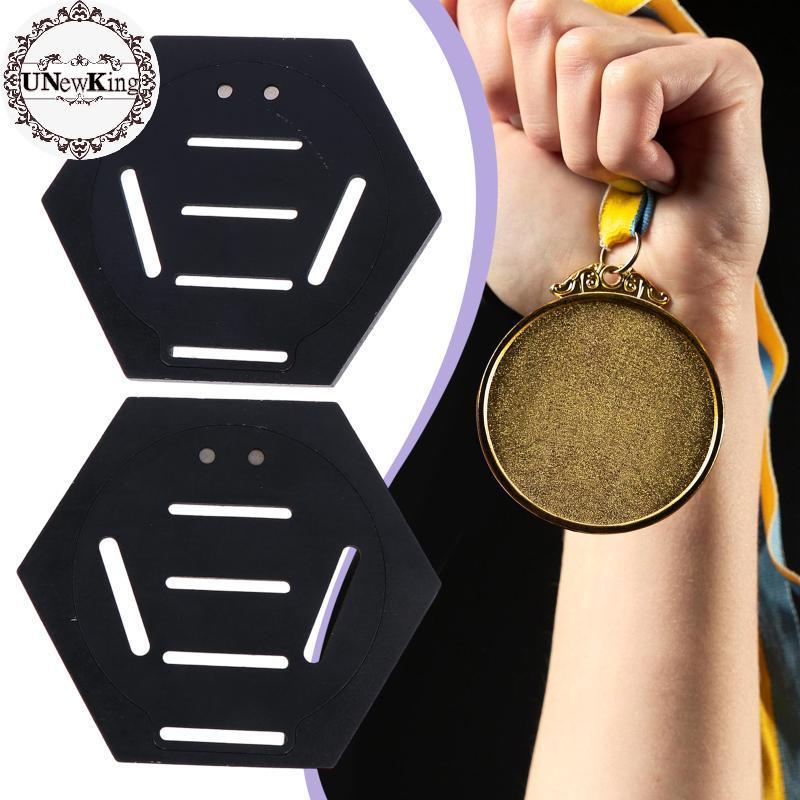 UNewKing Multifuncional Medalha Expositor De Madeira Fixado Na Parede Prêmio Titular Para Todas As Medalhas De Competiçã