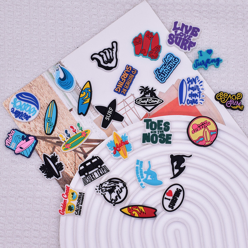 DIDOU Julho Novos Encantos De Sapato Acessórios Ao Ar Livre Surf Série Sandálias Pingente Botão Pinos Moda Presentes Fiv