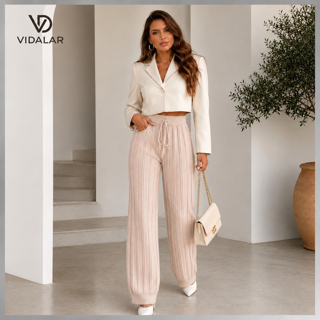 Calça feminina de malha canelada e listrada - Confortável, estilosa, caimento perfeito, tamanho único (36-44)