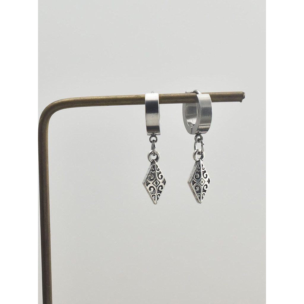 Retro em forma de diamante pingente brincos feminino padrão geométrico nicho moda estilo Neuroid brincos sem piercing cl
