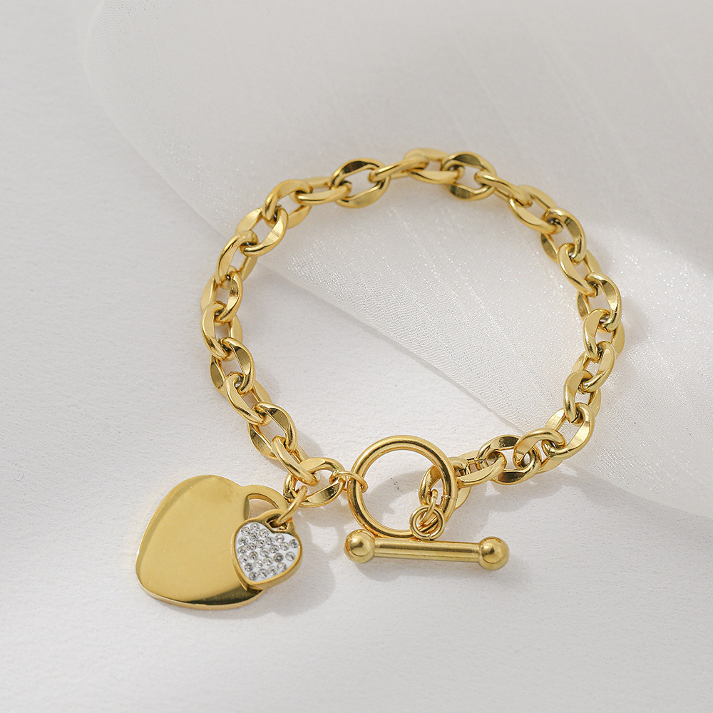 2026 novo estilo de aço titânio OT Fade amor carta pulseira moda Design líquido moda acessórios mão temperamento coreano