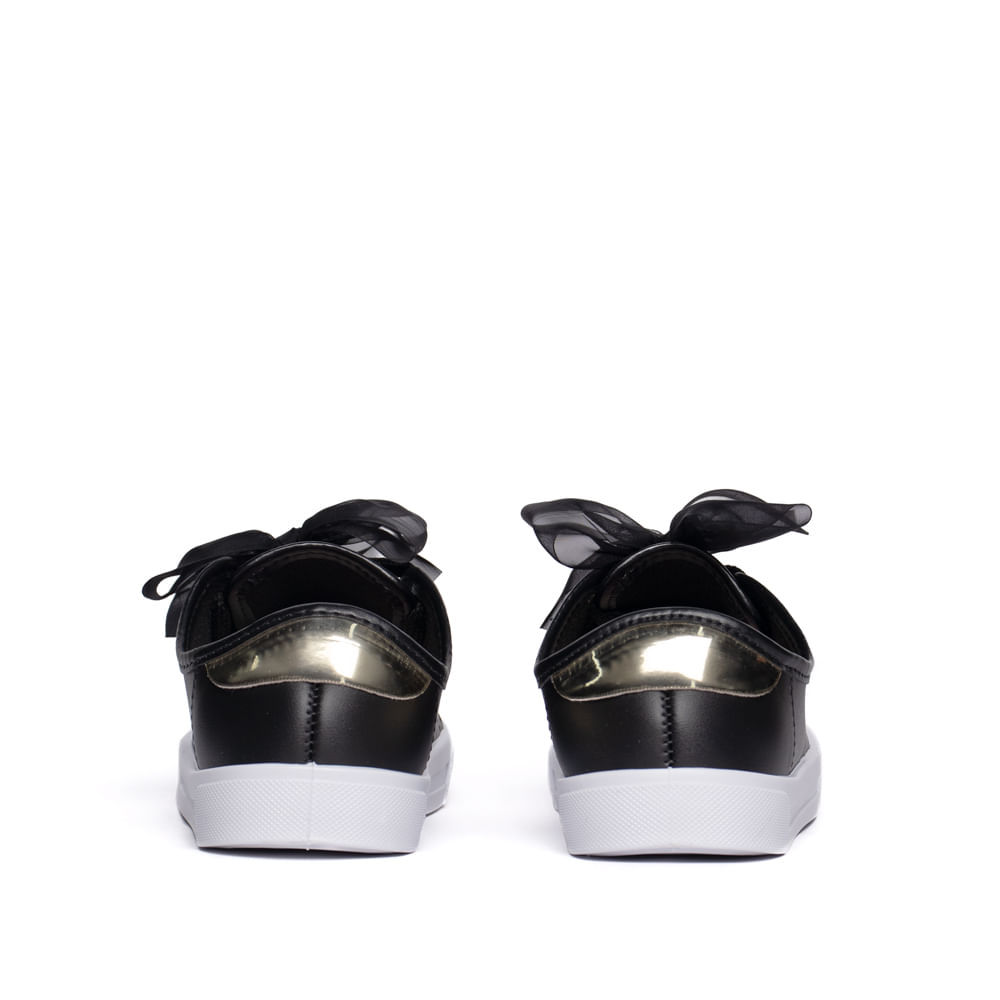 Detalhes do Tênis Infantil Molekinha com Laço de Tule Preto