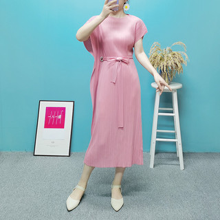 Uma pessoa uma plissada L142 Issey Miyake vestido plissado de comprimento médio solto mais magro olhar capa carne com ci