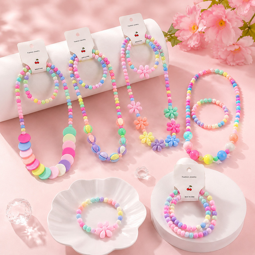 Kit 3 Conjuntos Infantis de Colar e Pulseira com Miçangas Coloridas | Ajustáveis, Leves e Confortáveis para Meninas