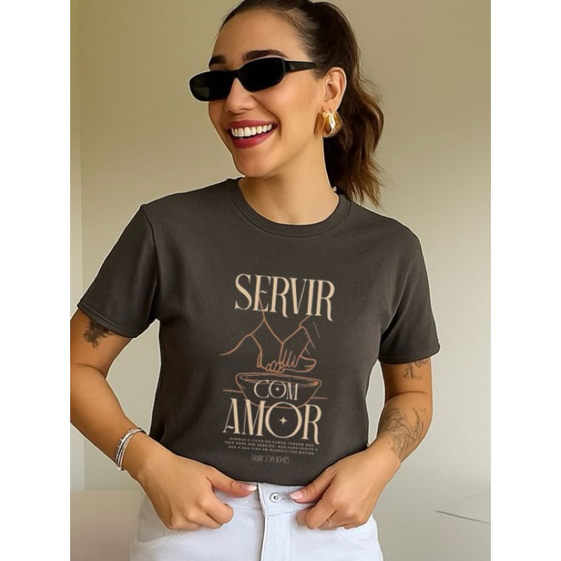 Camiseta Servir com Amor Unissex Católica Religiosa Cristã Estampada 100% Algodão Gola Redonda T-Shirt