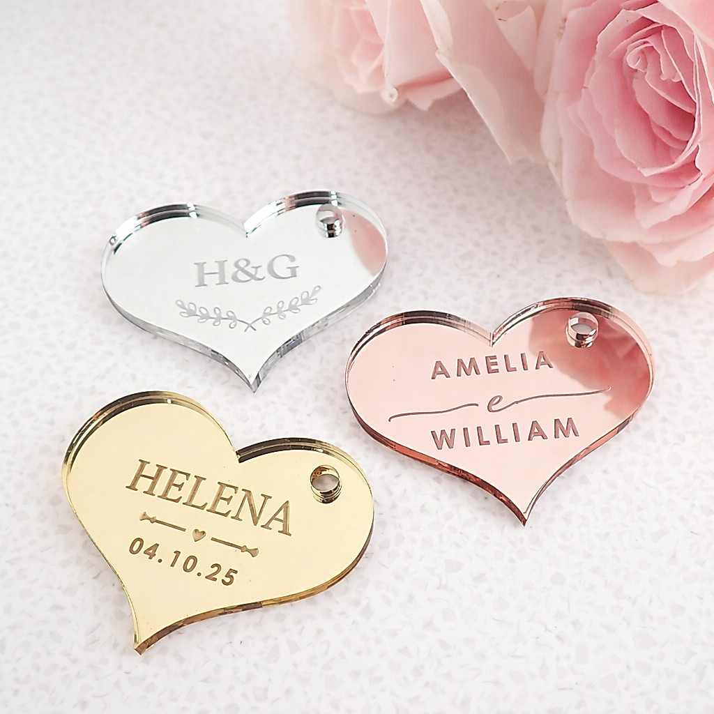 Tag Coração Personalizada com Nome em Acrílico 2cm | Etiqueta Aplique Chaveiro para Casamento e Lembrancinha 2cm 3cm