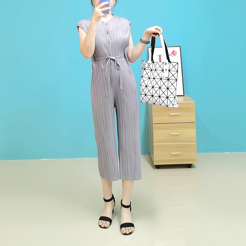 Macacão plissado L121 Crinkle para uma pessoa, diário, elegante, branco, Miyake, 2025, verão, Slim fit, moda