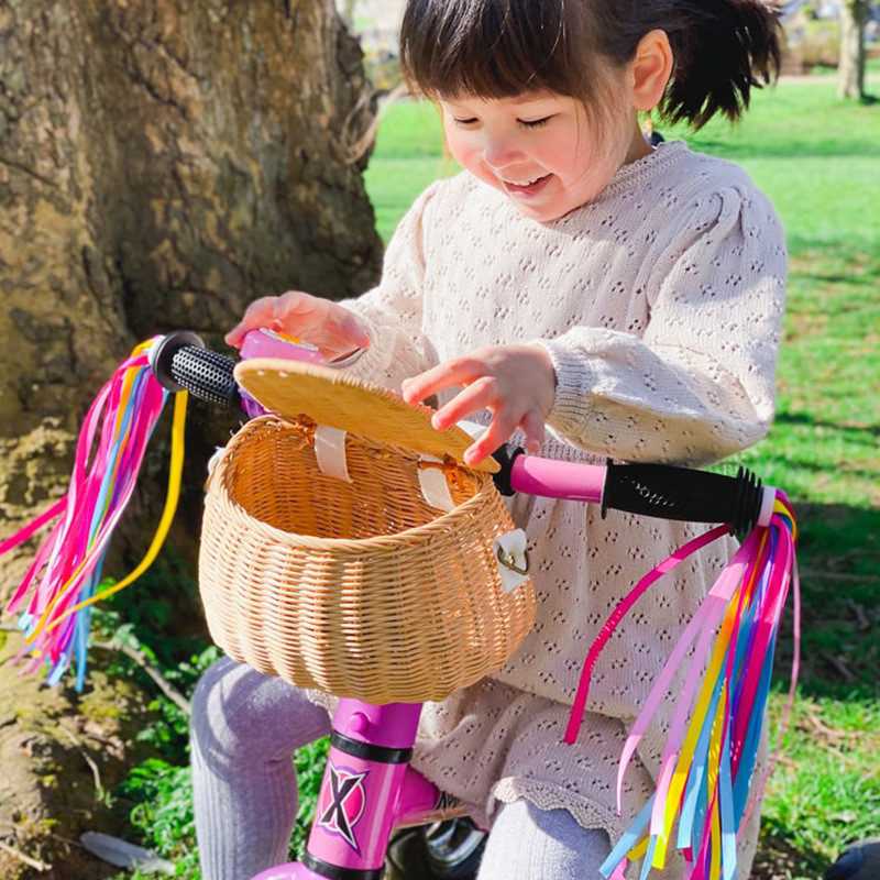 Ins estilo Rattan feito à mão de alto valor tecido com capa cesta de bicicleta infantil cesta de bicicleta de equilíbrio
