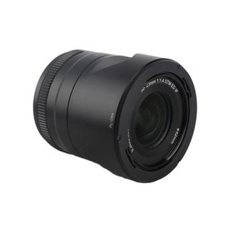 Lente principal F1.4 de 23 mm com foco automático grande angular com 11 grupos 10 elementos incluindo 2 lentes ED e
