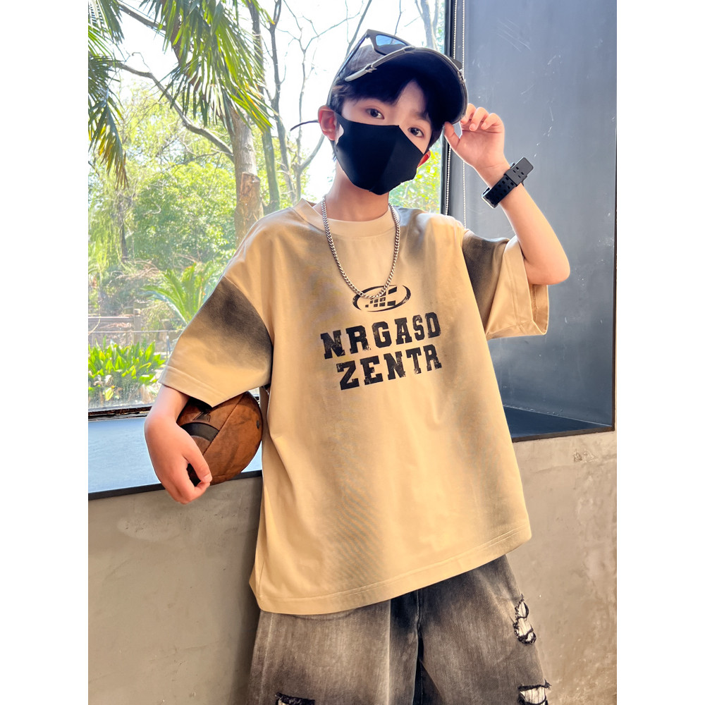 Meninos versão coreana camiseta de manga curta 2026 novo estilo crianças verão meia manga grandes meninos verão camiseta