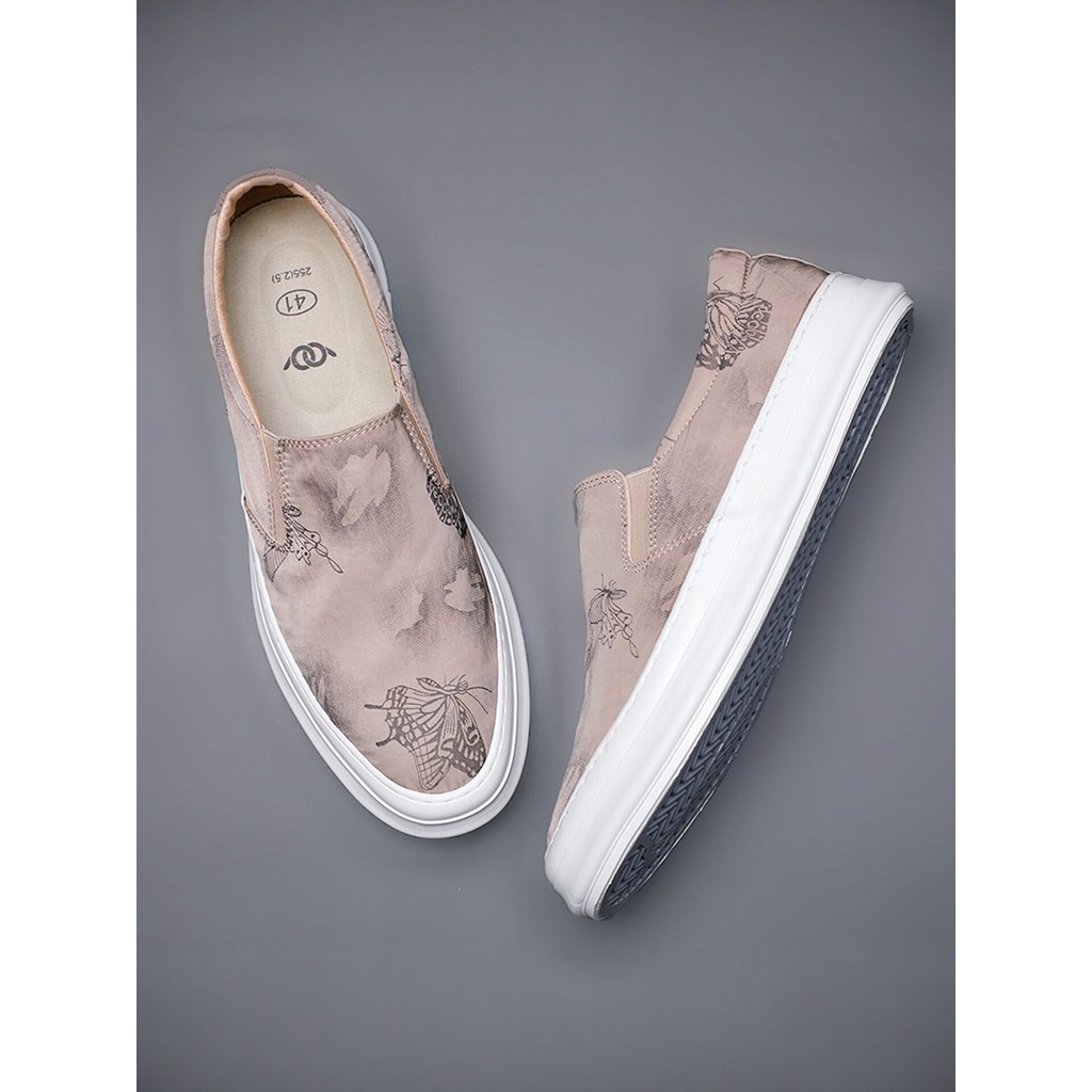 Sapatos masculinos 2026 novo estilo verão respirável sapatos masculinos de sola grossa sapatos casuais masculinos desliz