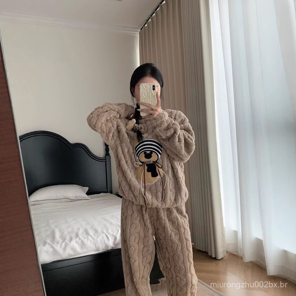 Novo Conjunto de Flanela da Moda Outono/Inverno, Pijama de Lã Coral com Estampa de Urso Fofo para Mulheres, Manga Longa 