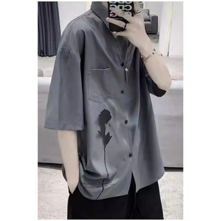 Camisa de manga curta masculina ins estilo Hong Kong meia manga camisa versão coreana na moda rufião bonito polegada cam