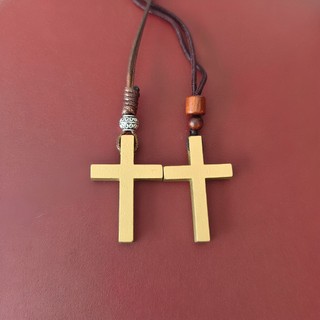 Pequeno colar de cruz de madeira dourada feminino masculino artesanal pingente de madeira trançado corda corrente casal 