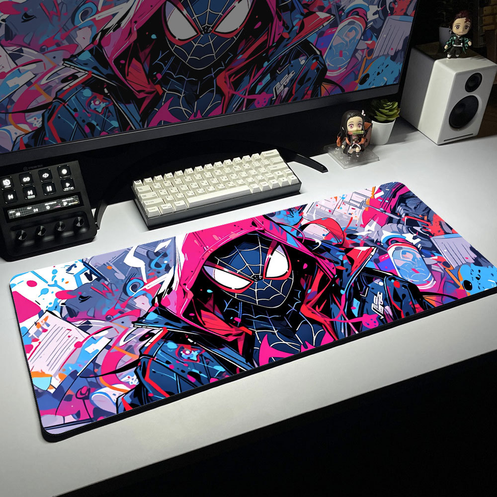 Mousepad Grande Heróis Marvel Homem-Aranha Estilo Street Art Base Antiderrapante Alta Precisão para PC Notebook