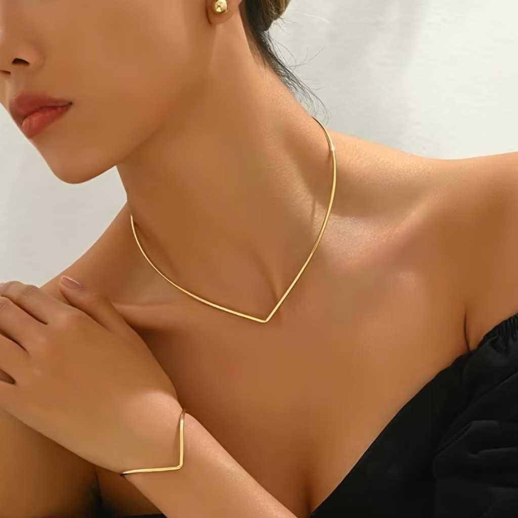 Conjunto Colar Gargantilha e Pulseira Geométricos Femininos Banhado Ouro 18K e Prata 925