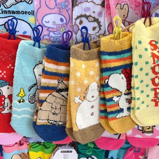 Exportação estilo japonês pelúcia Coral velo meias tubo curto snoopy feminino snoopy meias bonito quente macio meias