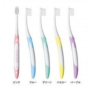 Conjunto de 5 escovas de dente Lucero P-20 (Piscera) M (normal) com tampa exclusiva.