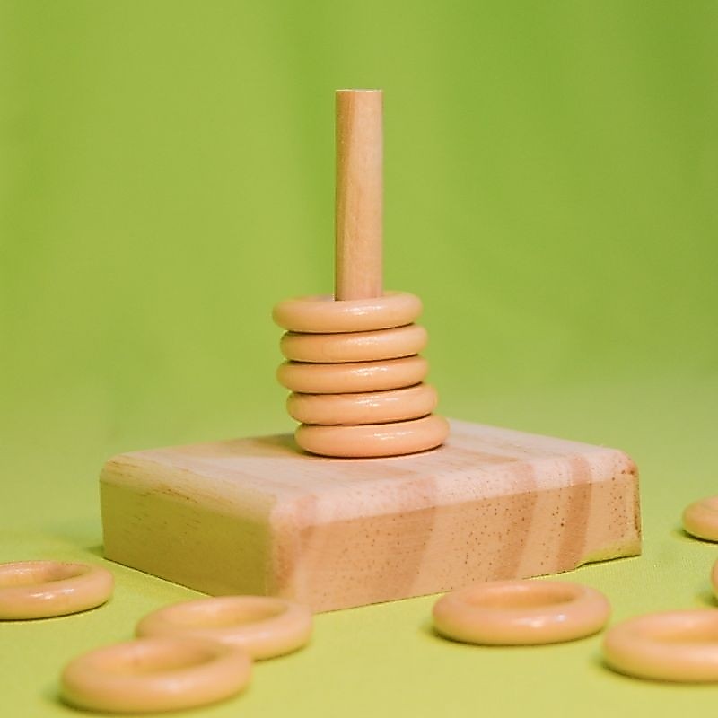 Brinquedo pega argola para calopsita, agapornis, roselas, ring neck e aves de pequeno e médio porte
