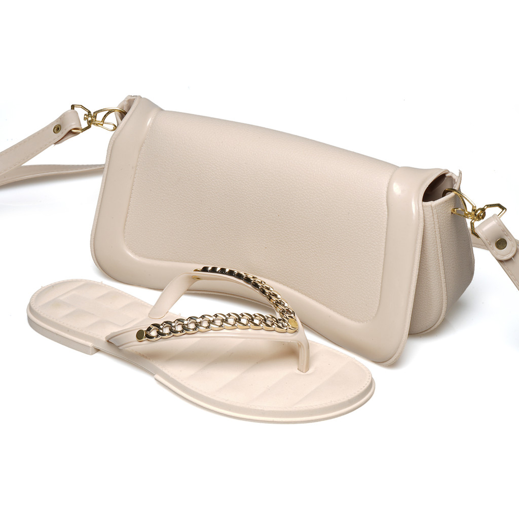 Kit Bolsa Feminina Transversal Tiracolo + Chinelo Feminino Rasteirinha Confortável Casual Elegante