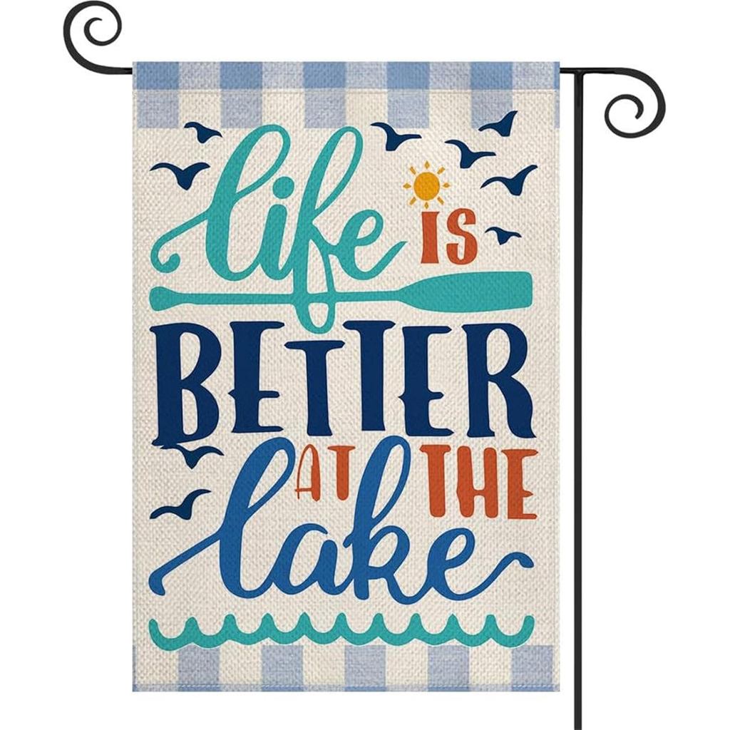 A Vida É No Lago - Bandeira Decorativa de Jardim 12x18 Polegadas, Dupla Face, Decoração de Férias à Beira do Lago