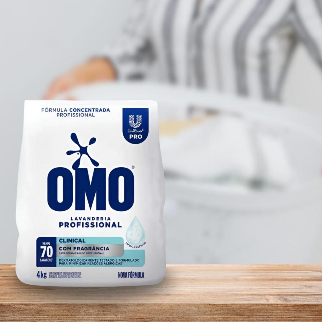 Lava Roupas em Pó 4kg Omo Clinical Com Fragrância · foto 2