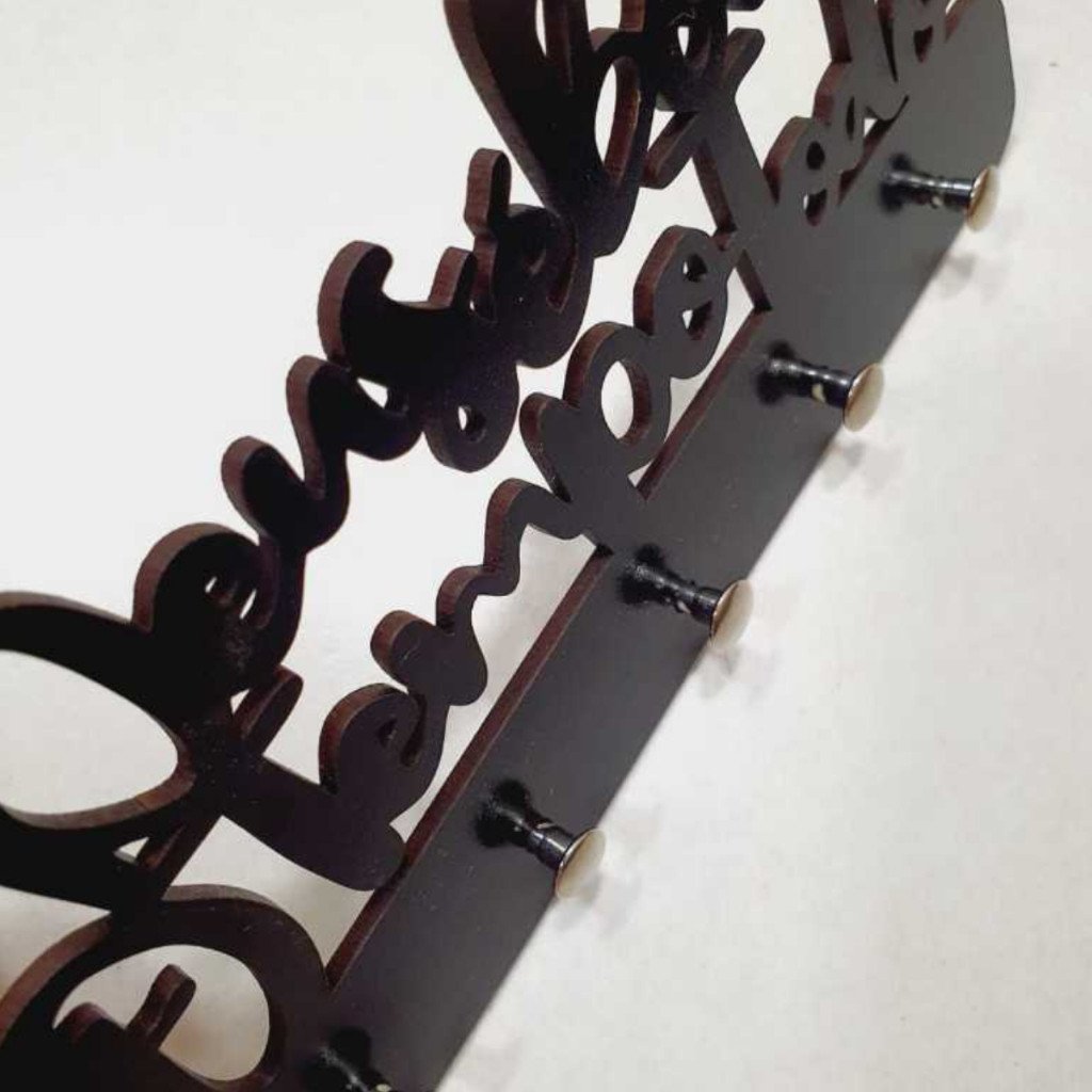 Porta Chaves de Parede Decorativo Multiuso em MDF 3mm Preto Deus é Bom o Tempo Todo Envio Imediato — imagem 2 de 2