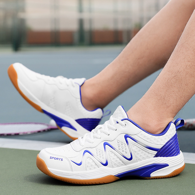 Sapatos de Badminton de couro de microfibra onda lado padrão carne tendão sola homens mulheres treinamento