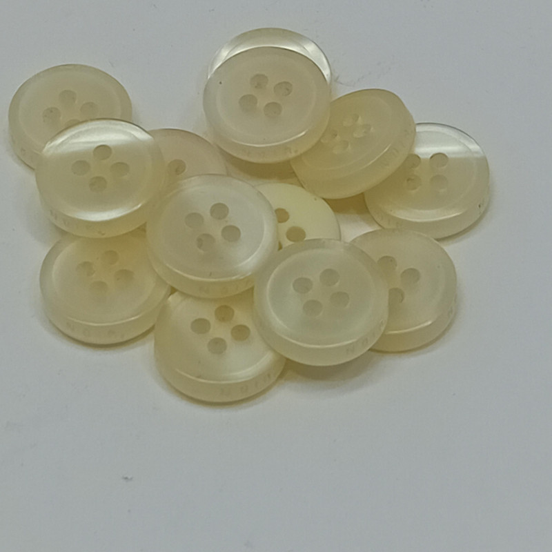Botões Perolado 11mm 4 Furos Brilho Perolado 50Un 100Un 200Un confecção vestidos artesanato casacos Botão 44968