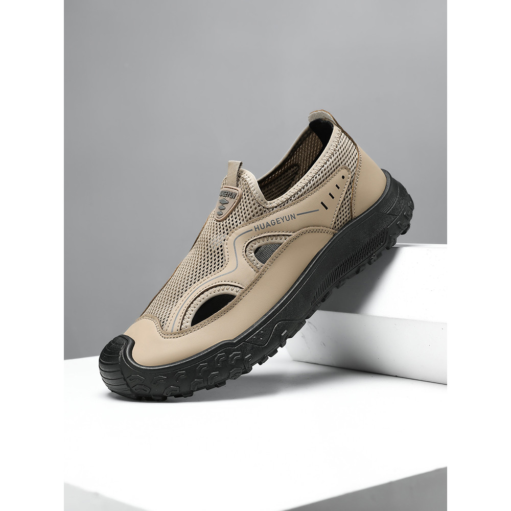 Verão novo estilo sapatos de malha respirável masculino leve deslizamento oco sandálias de praia ao ar livre de meia-ida