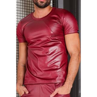 Camiseta Masculina JotaVê em Cirrê Bordô Detalhe Pele de Crocodilo Moda Casual