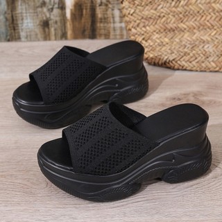 Chinelos Pronto Estoque Plus Size 43 2026 Novo Estilo Senhoras Chinelos de Salto Cunha Moda Feminina Sapatos de Salto Cu