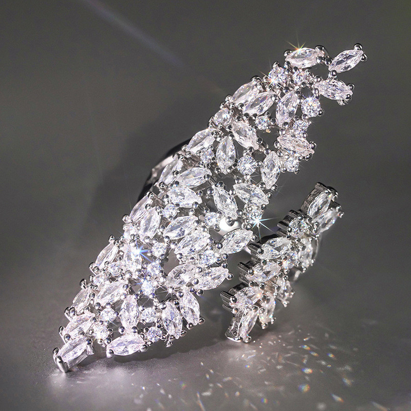 Abertura exagerada ajustável Gypsophila flor anel branco diamante zircão anel revista estilo dinheiro antigo anel