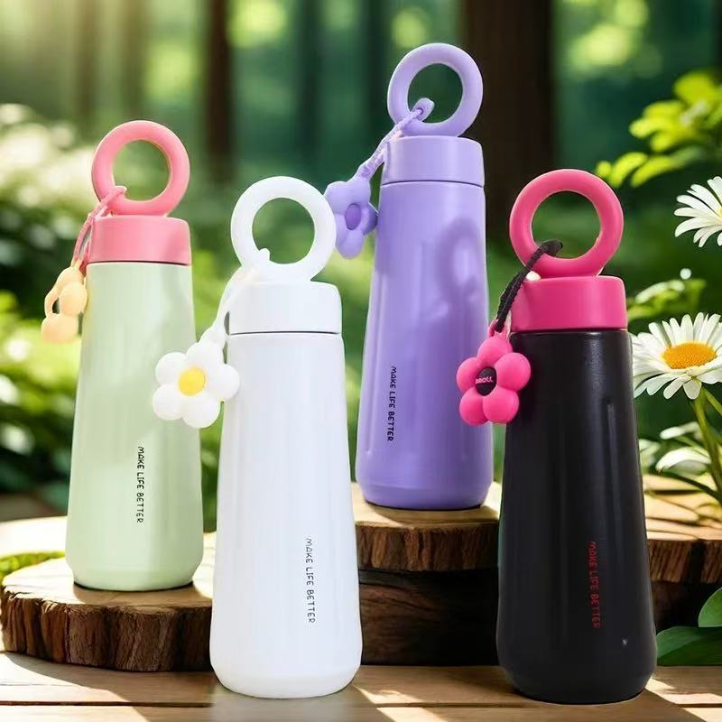 Garrafa térmica de Aço lnoxi com Alça e Chaveiro de Flor 450ml 011