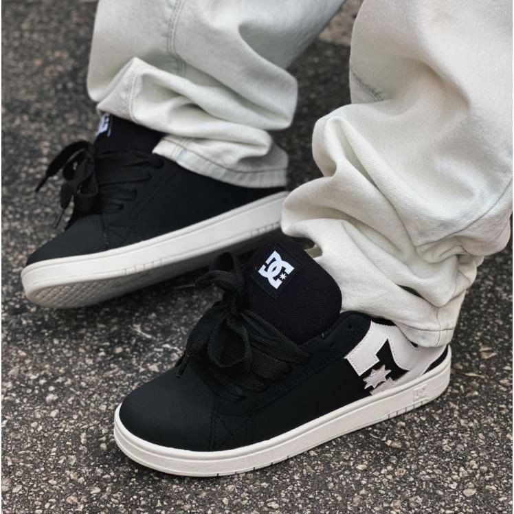 Tênis DC Shoes Court Graffik Skatista Robusto Confortável Diversas Cores Unissex 34 ao 43 50% OFF em Oferta na Shopee
