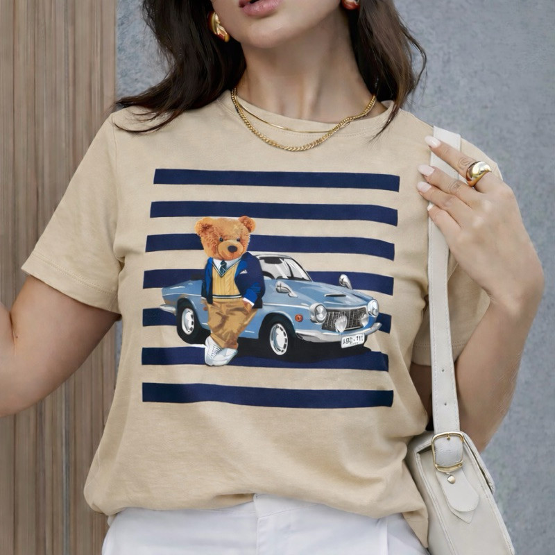 Camiseta Feminina Urso Vintage Carro Clássico Estampada Algodão Casual Estilosa