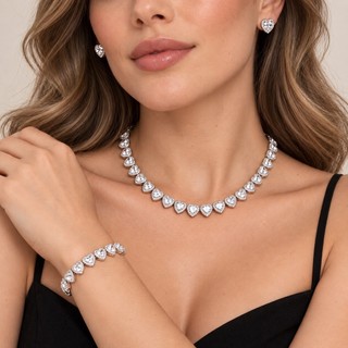 Colar em formato de coração cravejado com um diamante de 11 mm Colar Joia feminina requintada