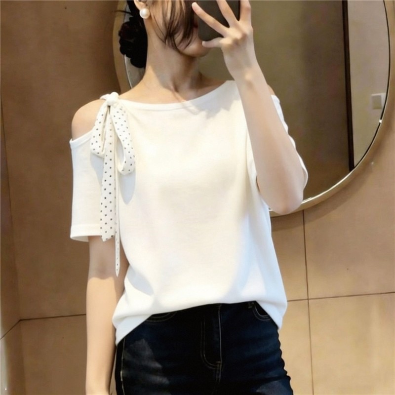 2026 verão estilo moderno temperamento elegante mais magro olhar de manga curta camiseta feminina nicho Design inclinado