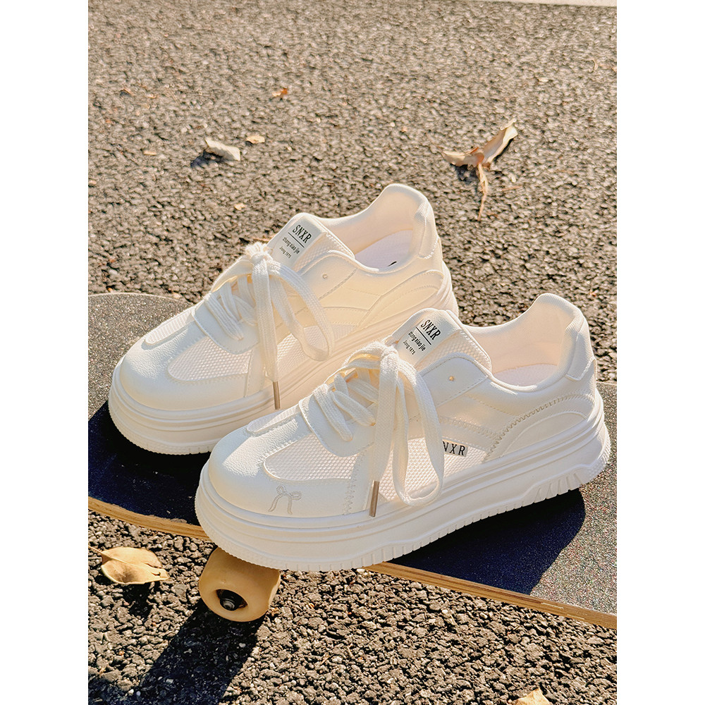 Sapatos brancos de sola grossa femininos verão respirável não abafado sapatos femininos malha sapatos com saia sapatos A